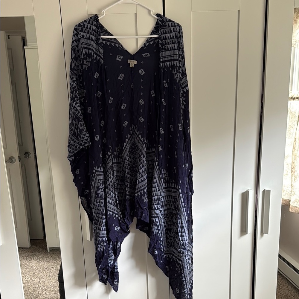 Navy and White Patterned Kaftan
